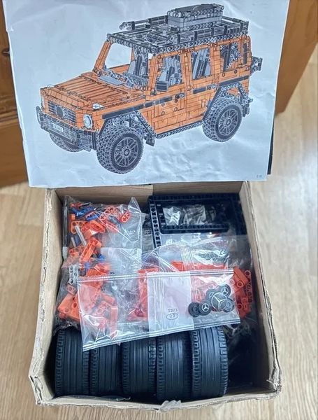 Конструктор Lego Technic Mercedes G500 42177 ,2891 дет 42083 фото