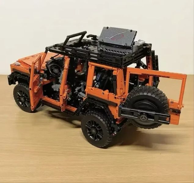 Конструктор Lego Technic Mercedes G500 42177 ,2891 дет 42083 фото