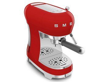 Рожковая кофеварка эспрессо SMEG ECF02RDEU 8018 фото